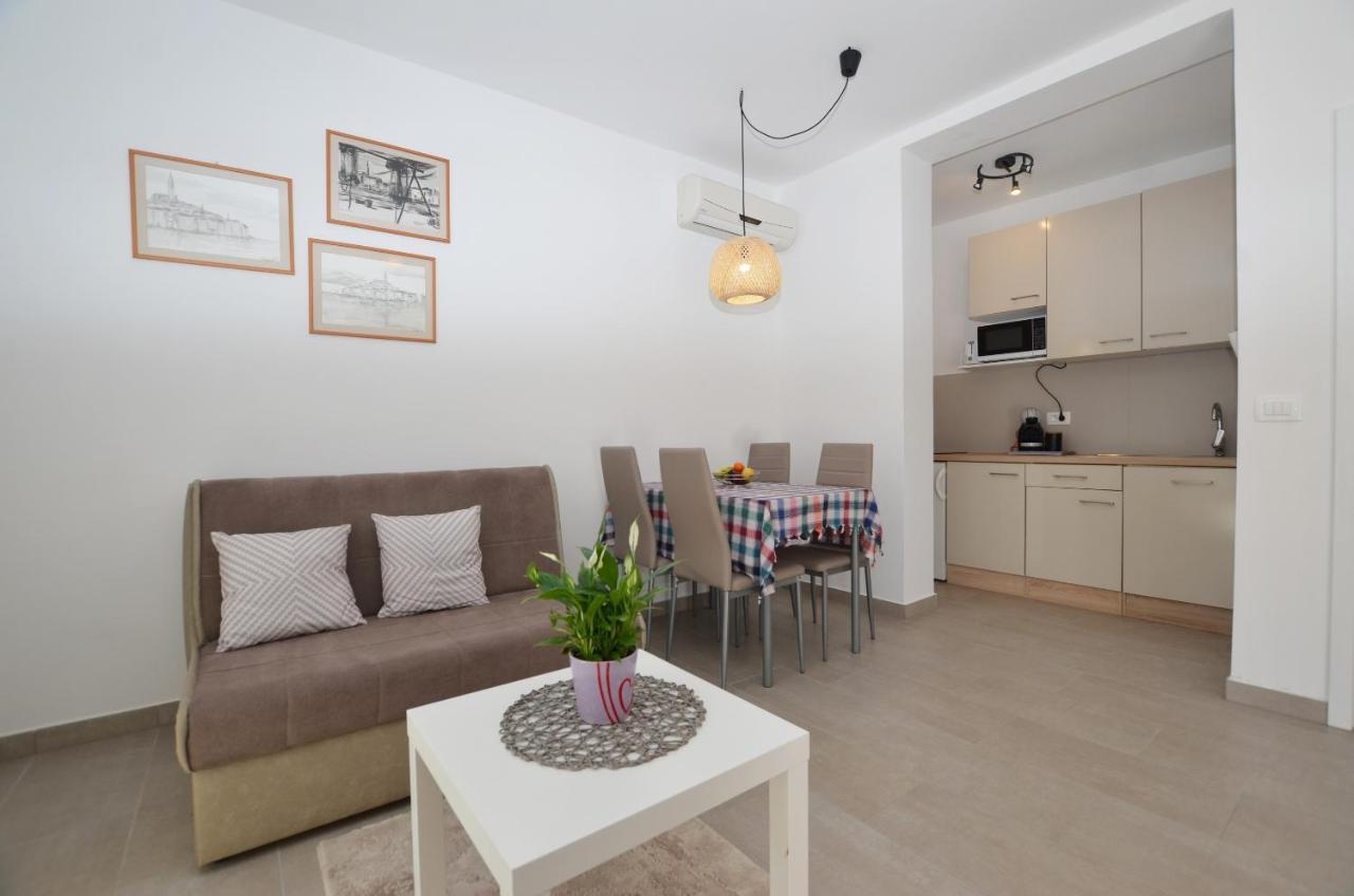 M&N Apartment Ровінь Екстер'єр фото