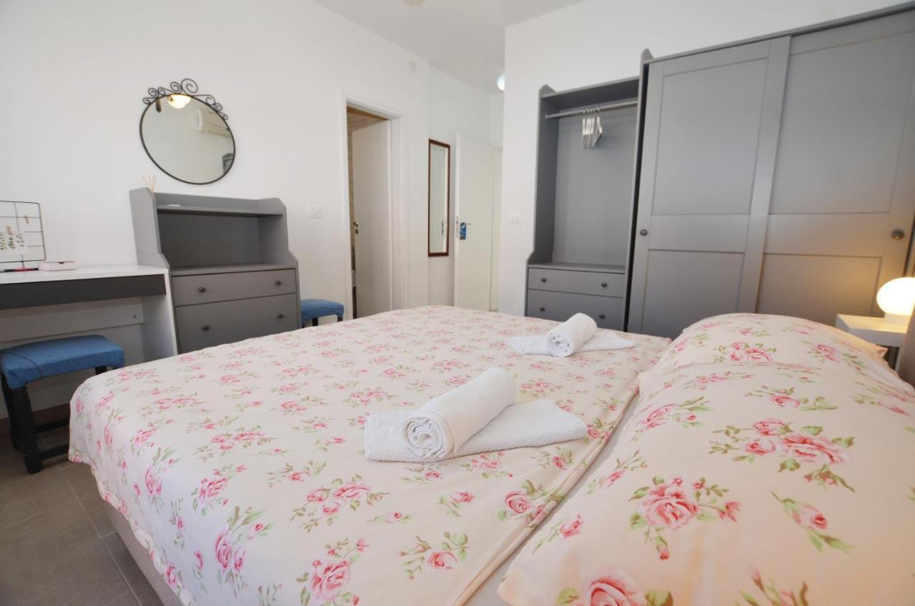 M&N Apartment Ровінь Екстер'єр фото